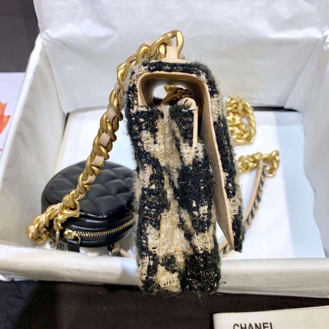 Chanel 19 Tweed Woc With Leather Coin Purse AP0985
