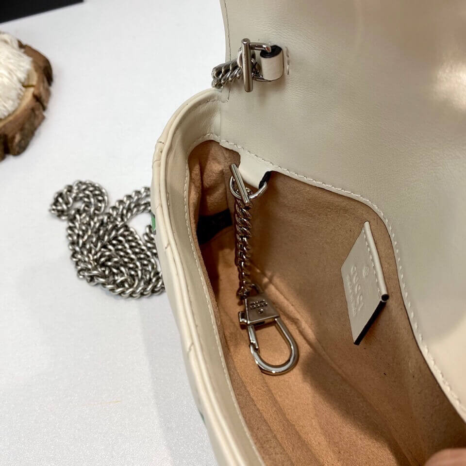 Gucci GG Apple Print Super Mini Bag 476433