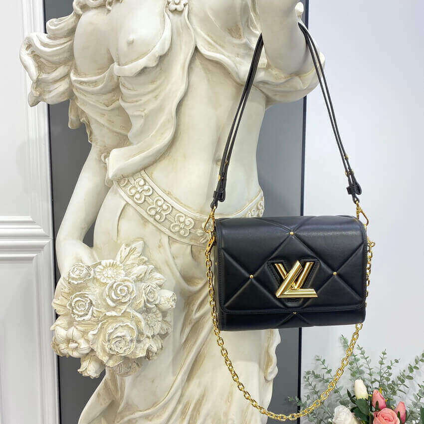 Louis Vuitton Sheepskin Leather Twist MM M59029 Black