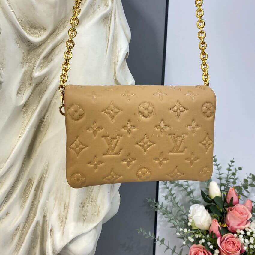 Louis Vuitton Pochette Coussin M80818 Camel Brown
