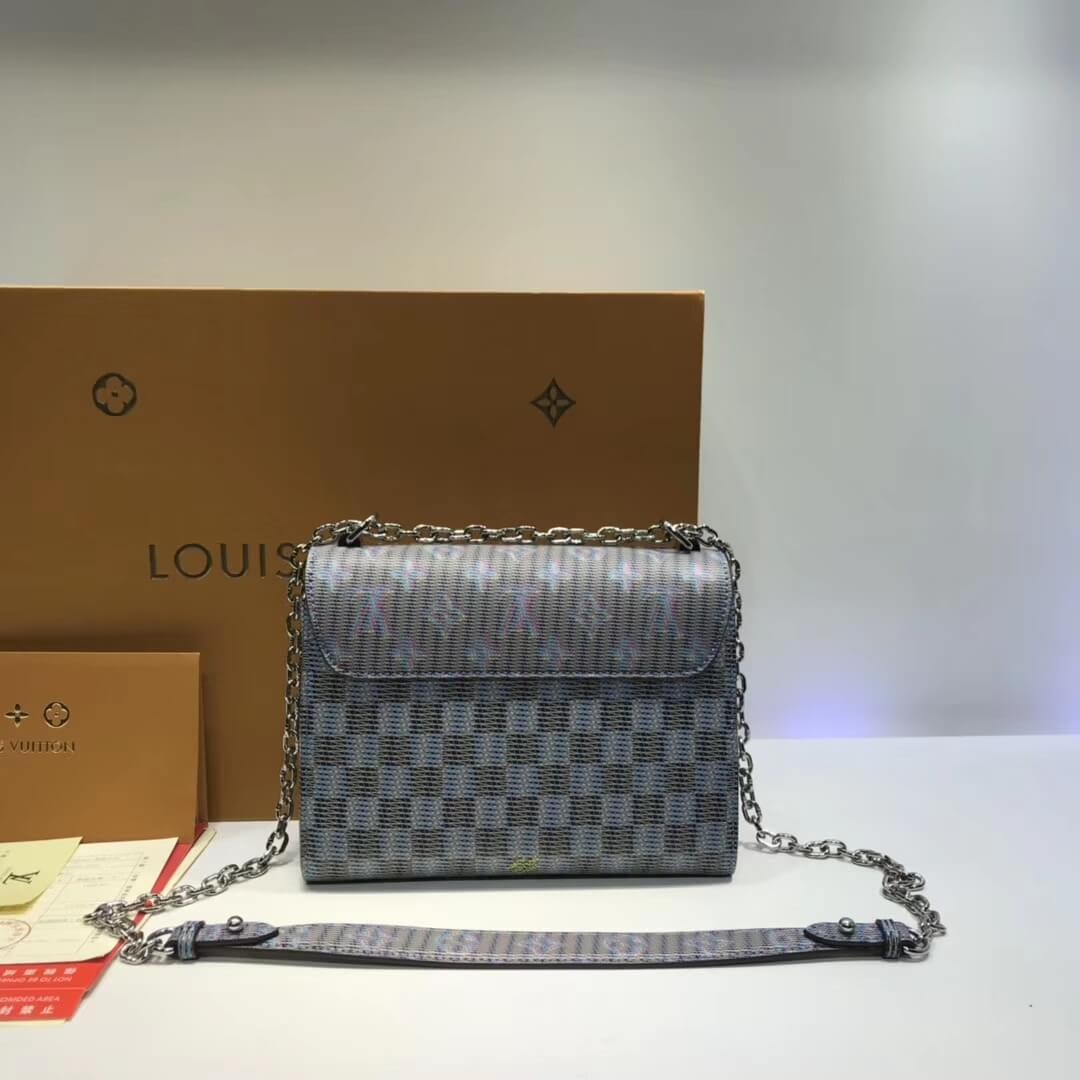 Louis Vuitton Twist MM M55480