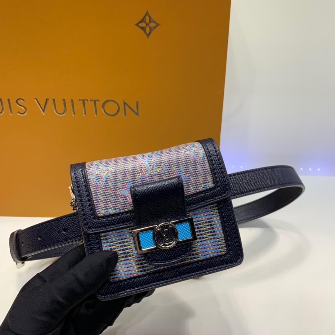 Louis Vuitton Bumbag Dauphine BB M68619