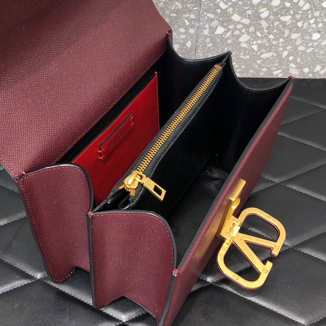 Valentino Garavani Vsling Grainy Calfskin Shoulder Bag 0028