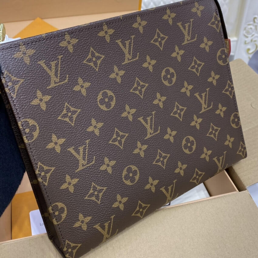 Louis Vuitton Monogram Poche Toilette 26 M47542