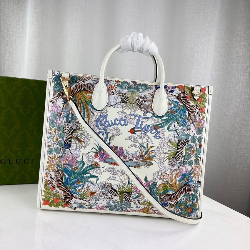 Gucci Tiger Medium Tote Bag 687827