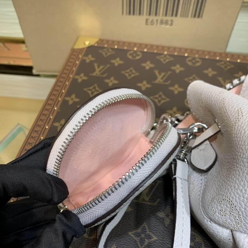 Louis Vuitton Mahina Leather Bella M58480