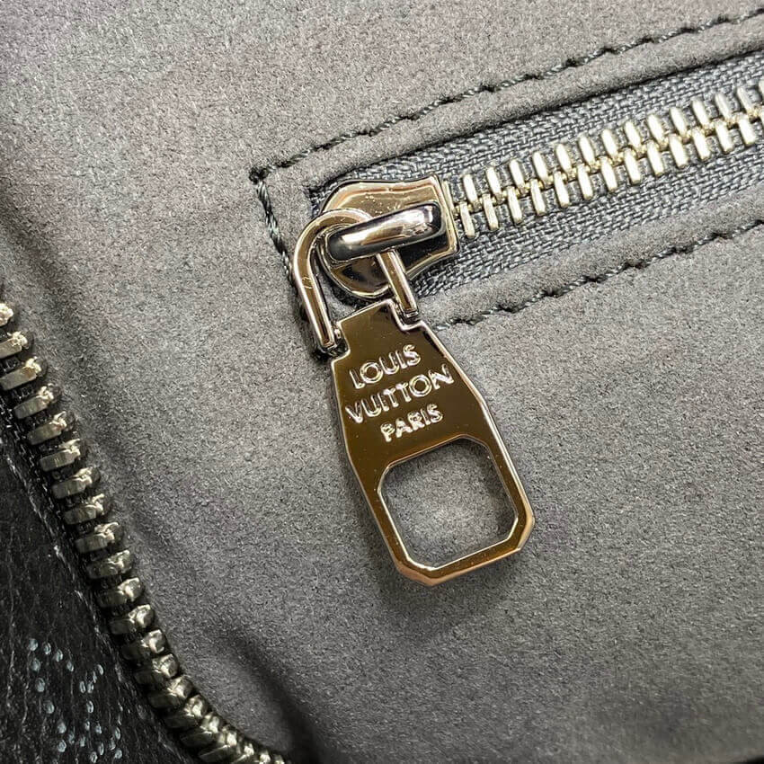 Louis Vuitton Beaubourg Hobo MM M56073 Black