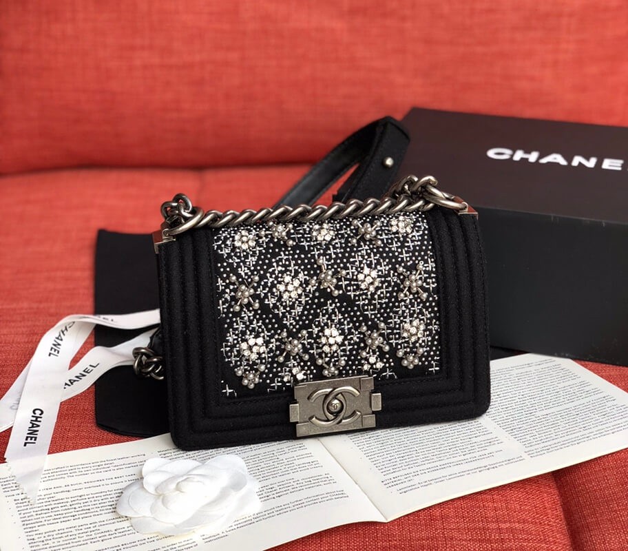 Chanel Small Boy Chanel Handbag A67085