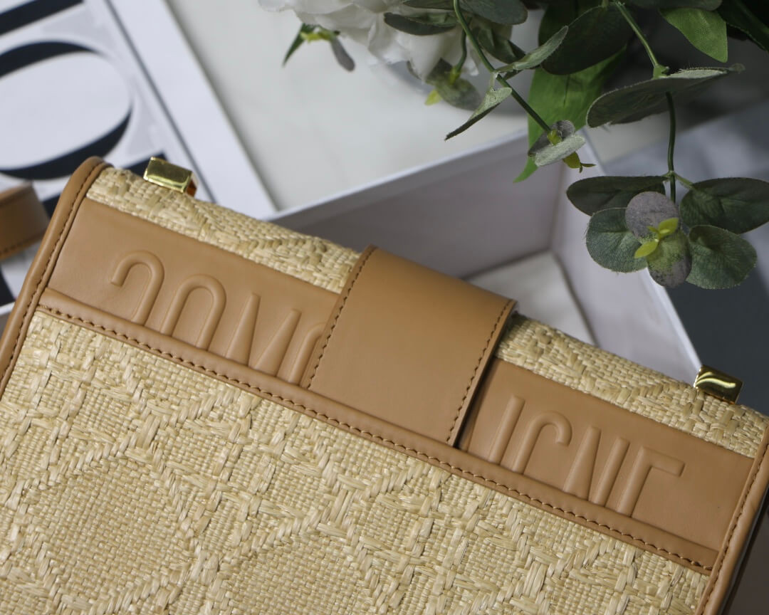 Christian Dior 30 Montaigne Bag Natural Cannage Raffia M9203