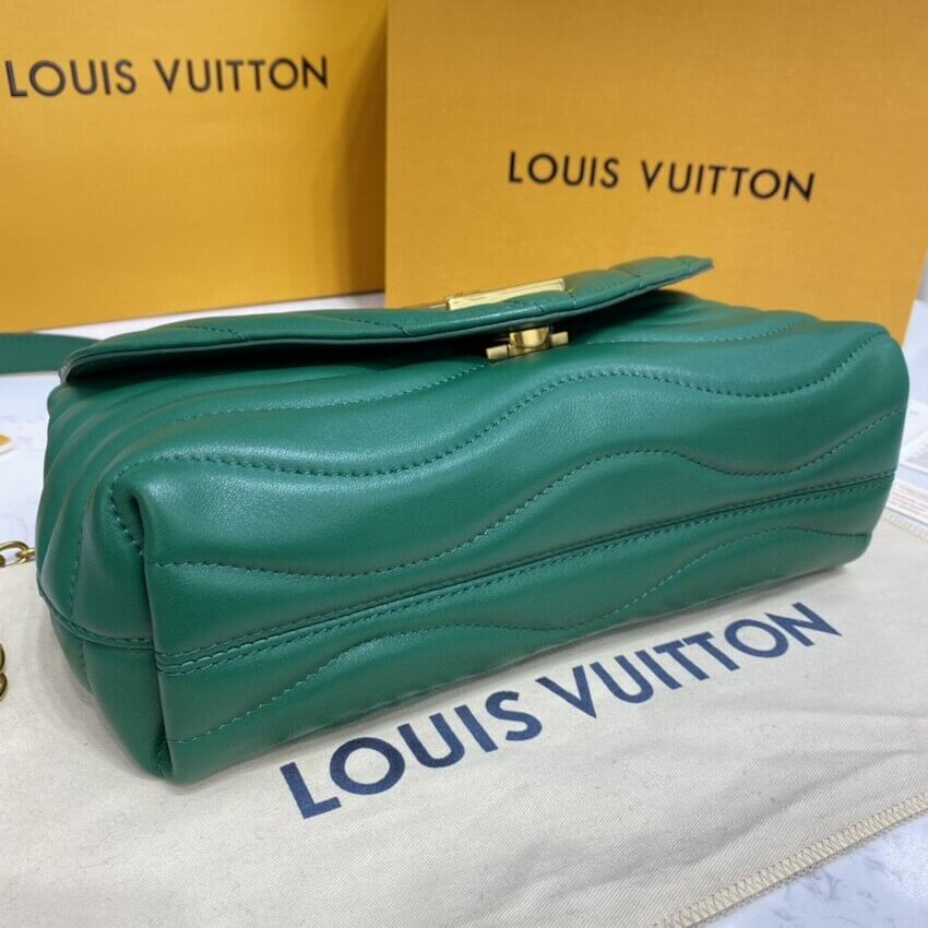 Louis Vuitton New Wave Chain Bag M58664 Emerald Green