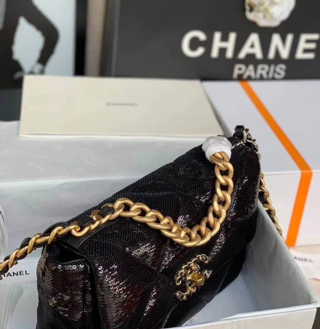 Chanel 19 Flap Bag in Tweed&Sequins  AS1160