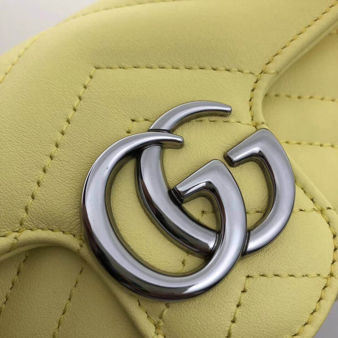 Gucci GG Marmont Matelassé Super Mini Bag 476433