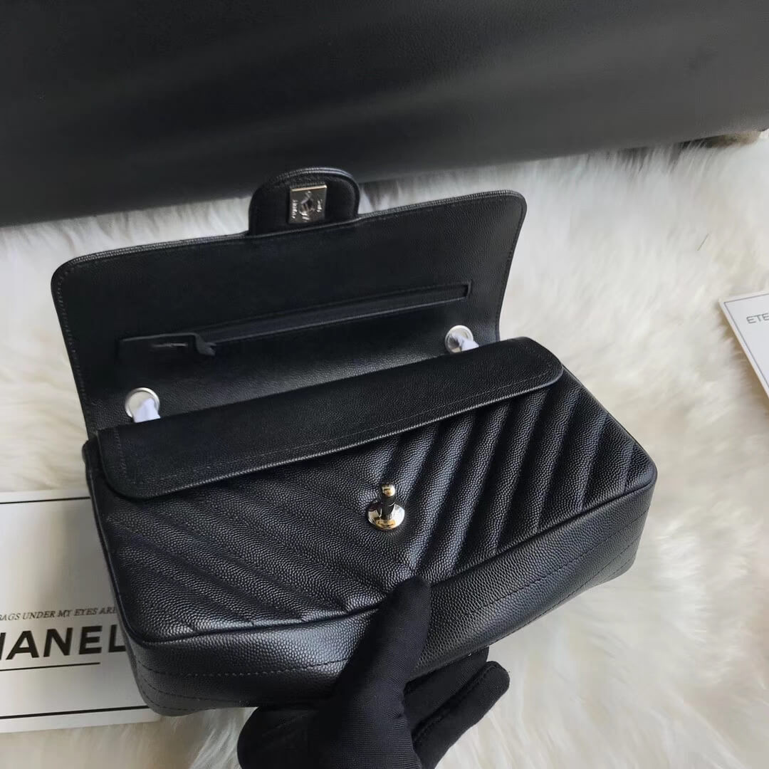 Chanel Chevron Caviar Calfskin Classic Flap Bag A01112 Black