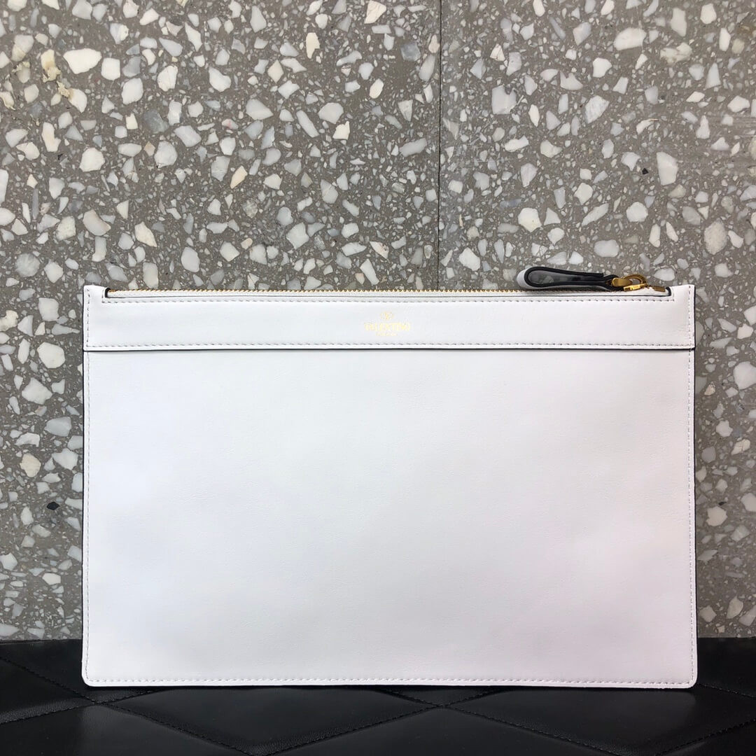 Valentino Garavani V-Ring Pouch A0269