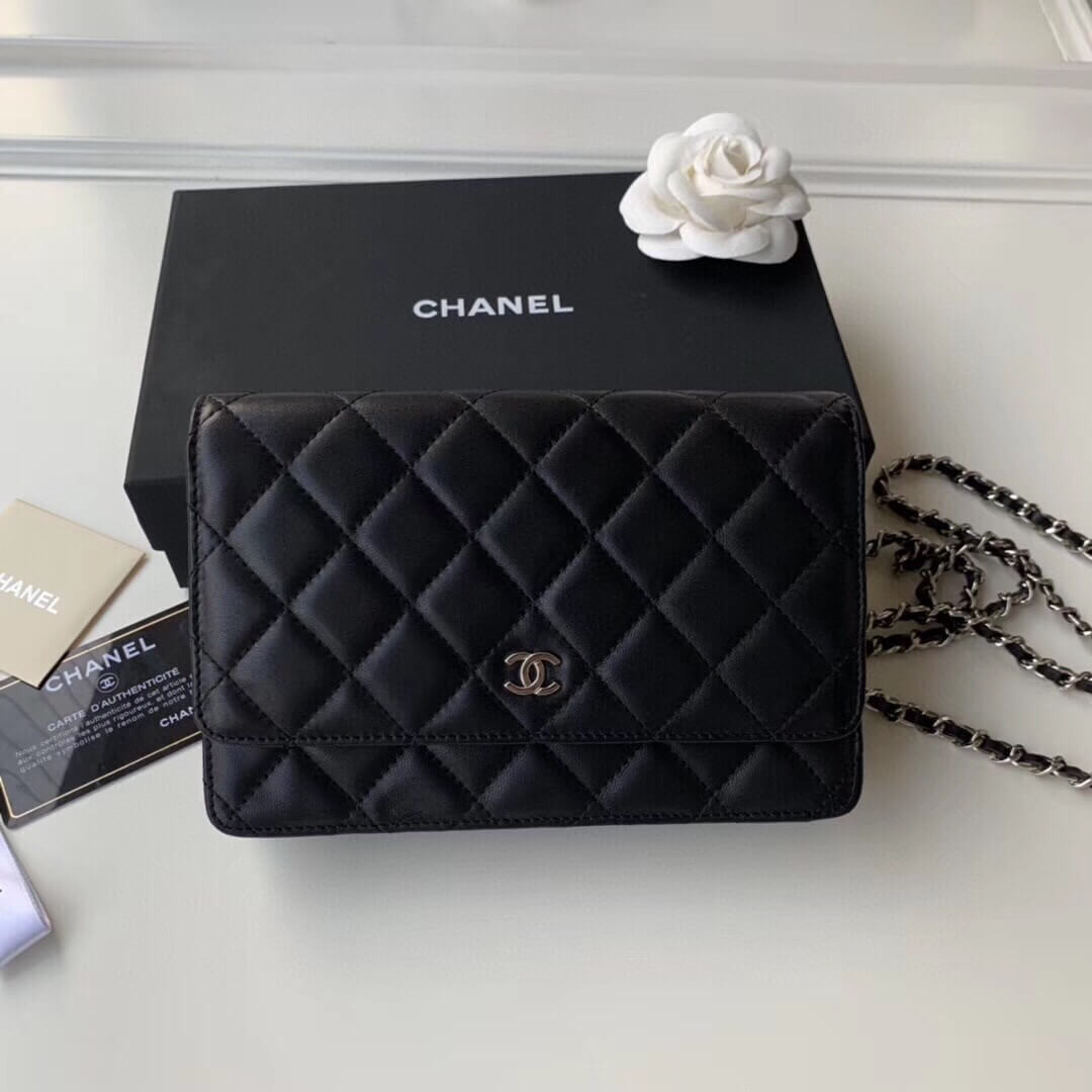 Chanel Classic Lambskin Wallet On Chain WOC AP0250