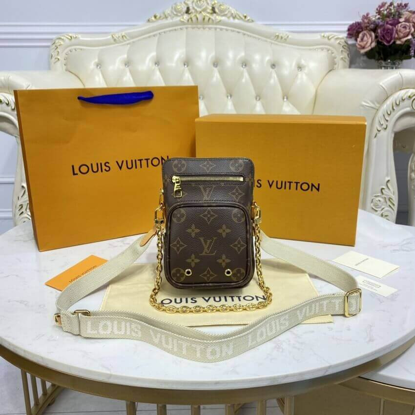 Louis Vuitton Monogram Utility Phone Sleeve M80746