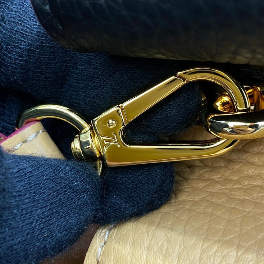 Louis Vuitton Capucines BB M59061 Black/Arizona Beige