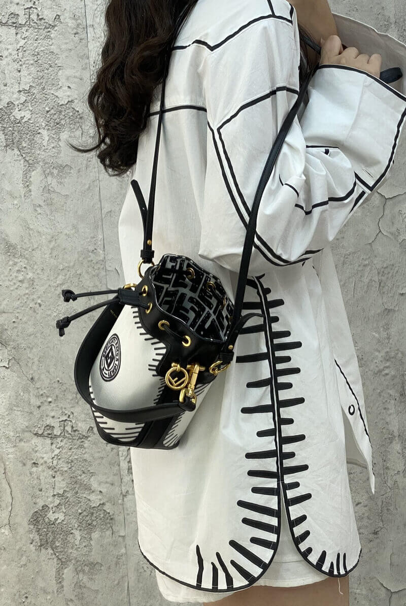 Fendi Mon Tresor Mini Bucket Bag 8BS010