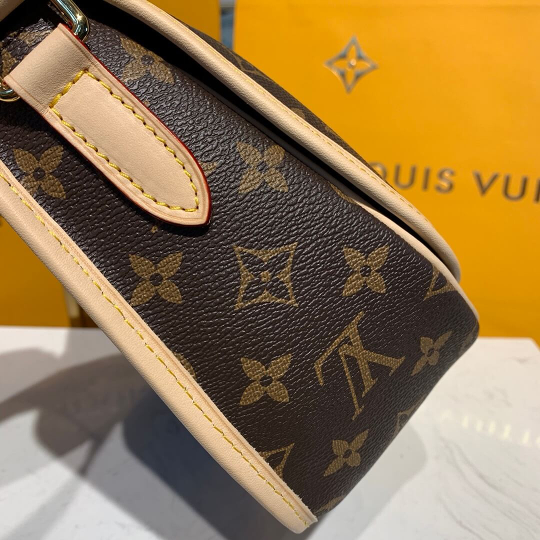 Louis Vuitton Monogram Canvas Menilmontant PM M40474