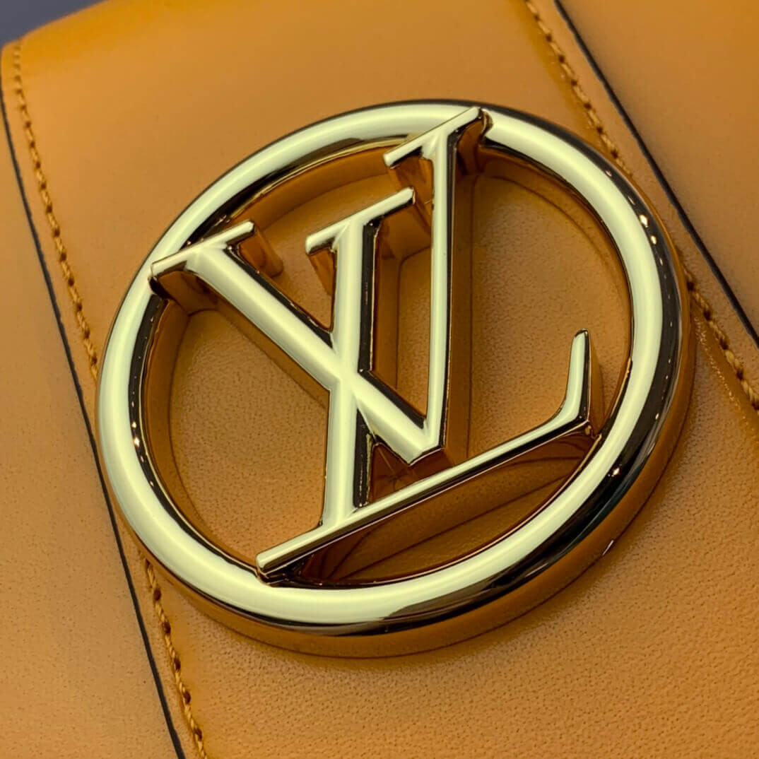 Louis Vuitton LV Pont 9 M55946