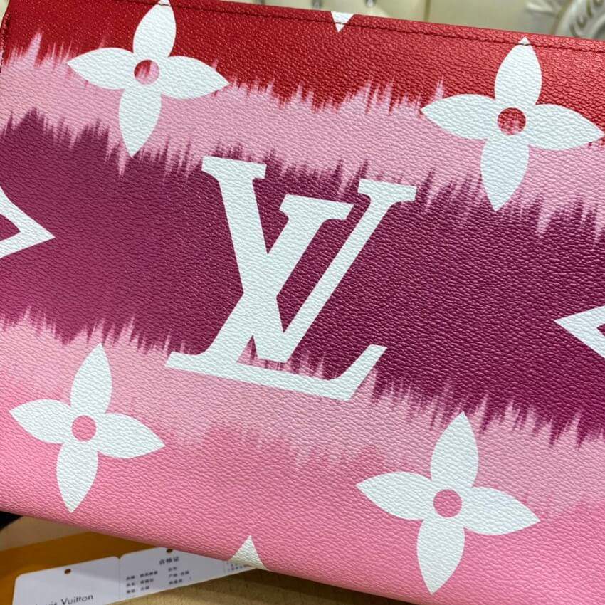 Louis Vuitton LV Escale Toiletry Pouch 26 M69138 Red
