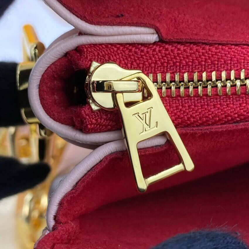 Louis Vuitton Fall In Love Coussin PM Light Pink M58739