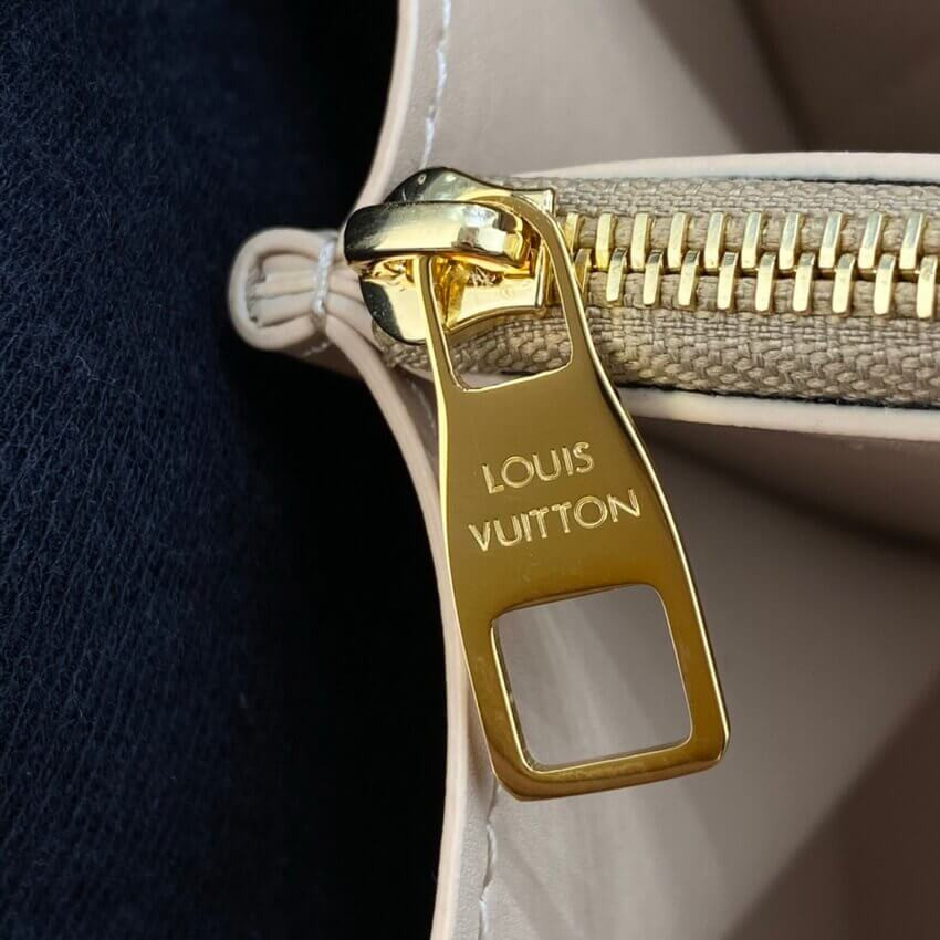 Louis Vuitton Monogram Valisette Tresor M45673