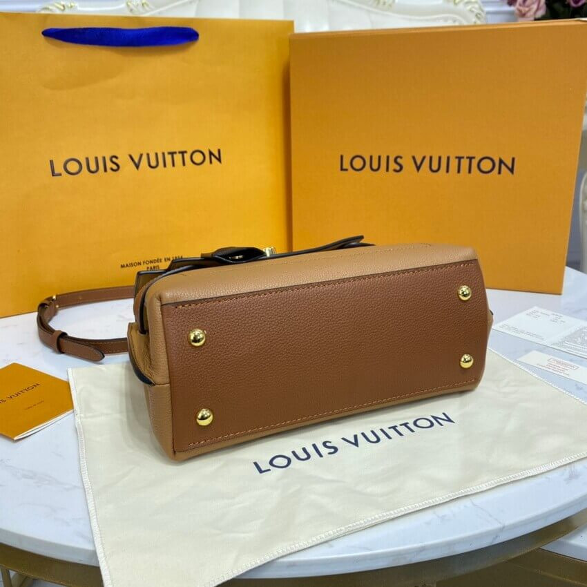 Louis Vuitton Lockme Ever BB M56645