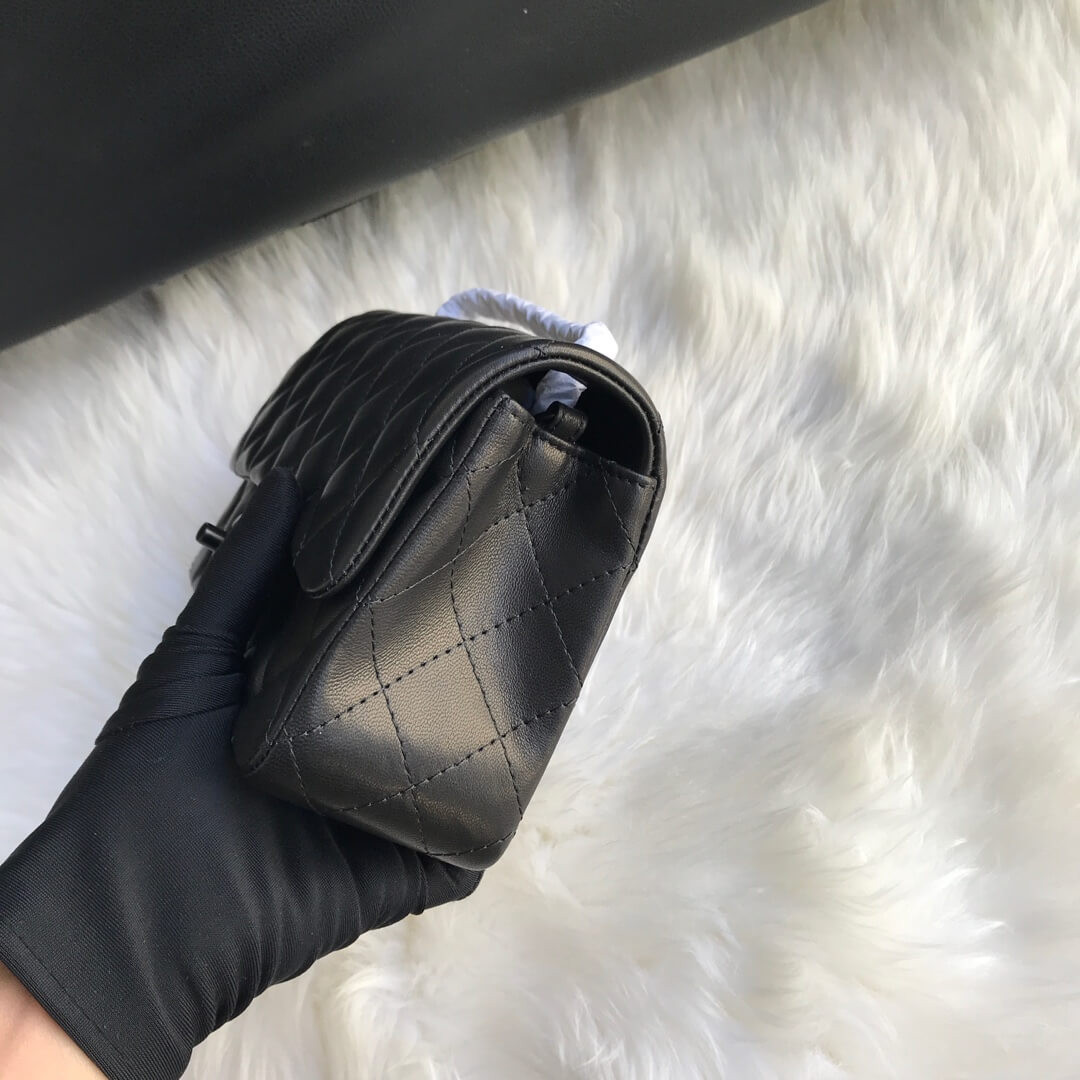 Chanel Lambskin 20cm Classic Flap Bag 1116 Black