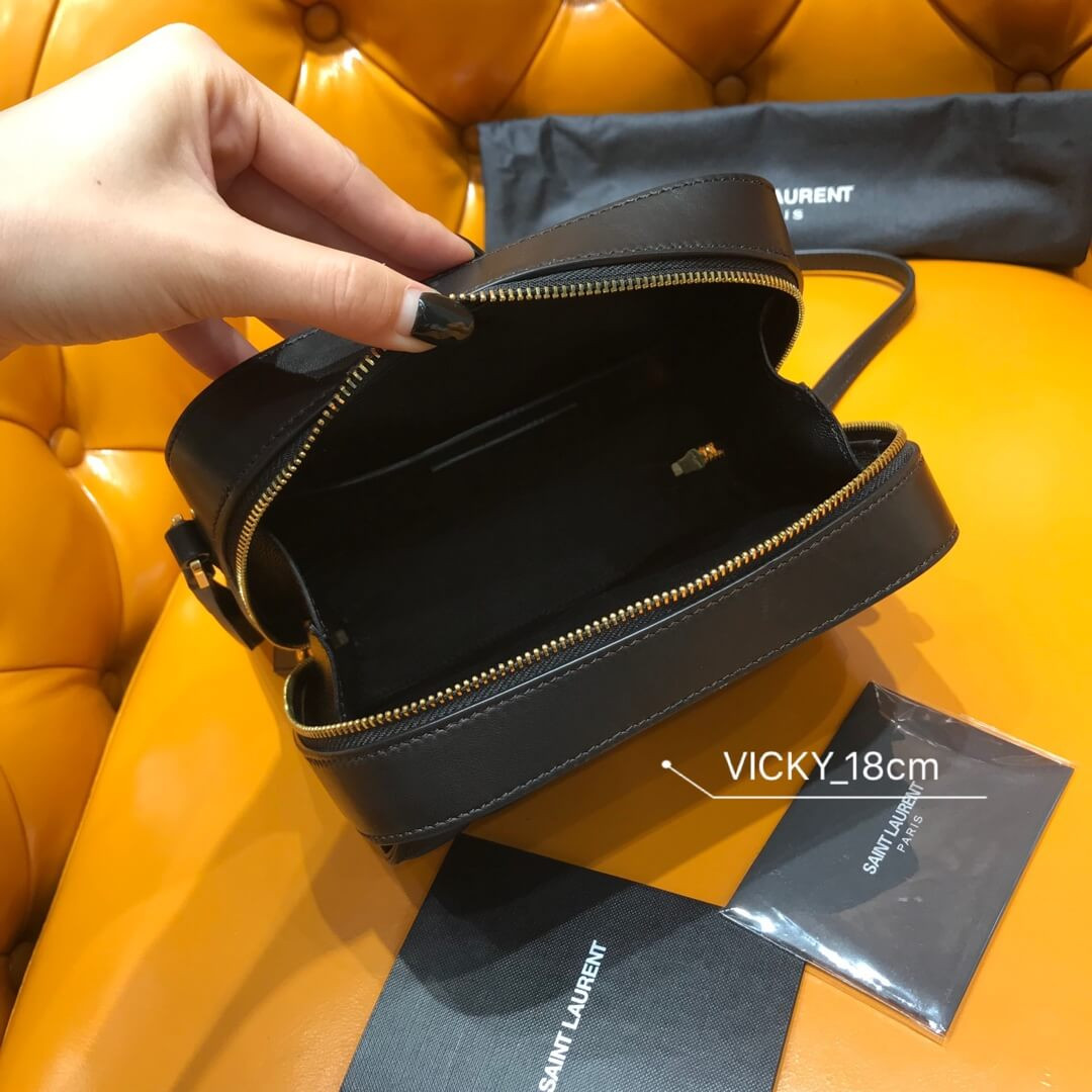 Saint Laurent Vicky Camera Bag In Quilted Lambskin 555052