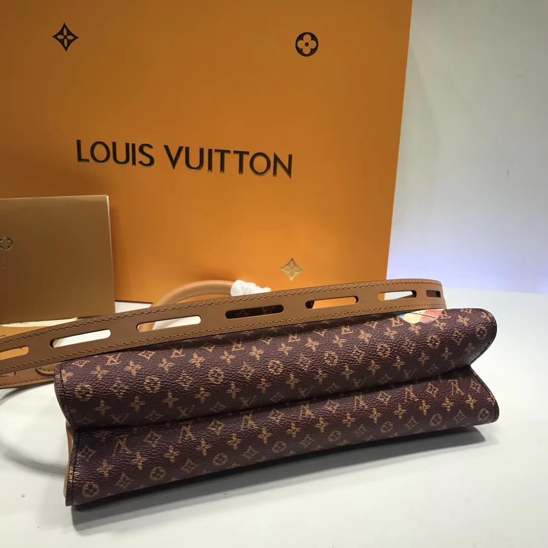 Louis Vuitton Crown Frame M43946