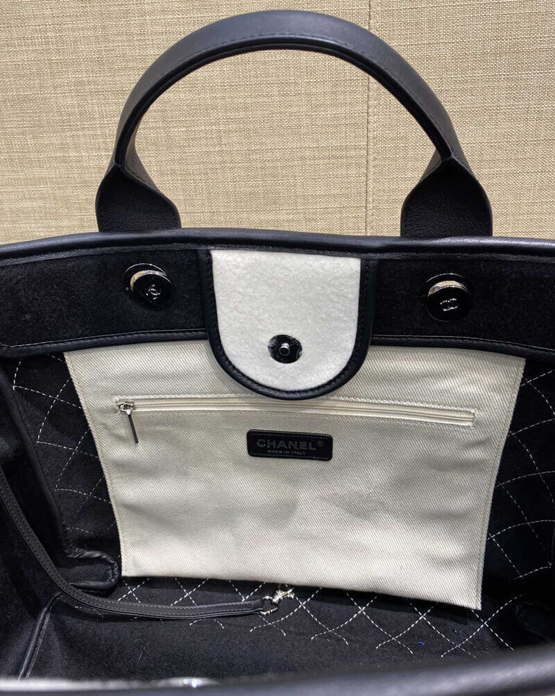 Chanel Wool Felt Deauville Shopping Bag A60598 White/Black