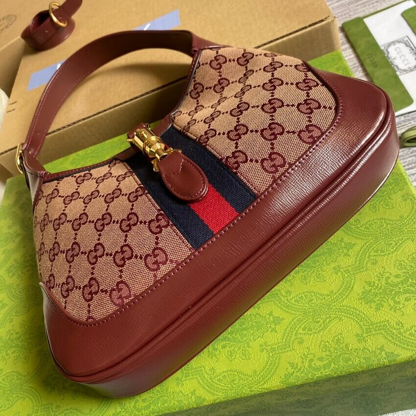 Gucci Jackie 1961 Small Shoulder Bag 636706 in Burgundy GG Canvas
