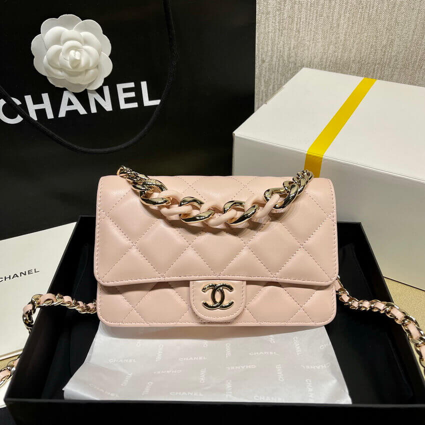 Chanel Lambskin Plexi Quilted Wallet On Chain WOC AP2377