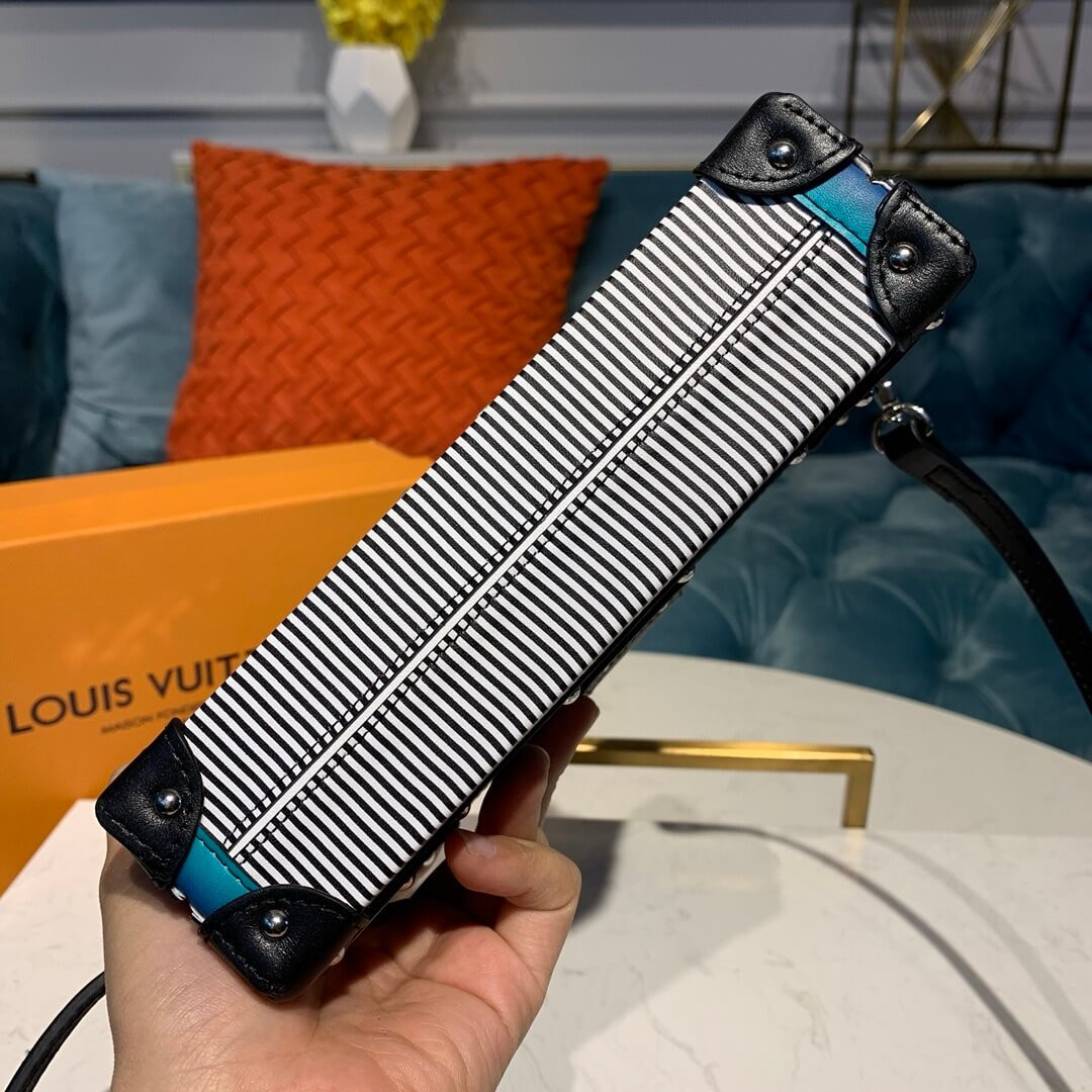 Louis Vuitton Petite Malle M53847