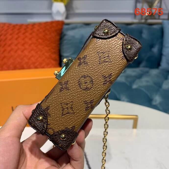 Louis Vuitton Essential Trunk M68575