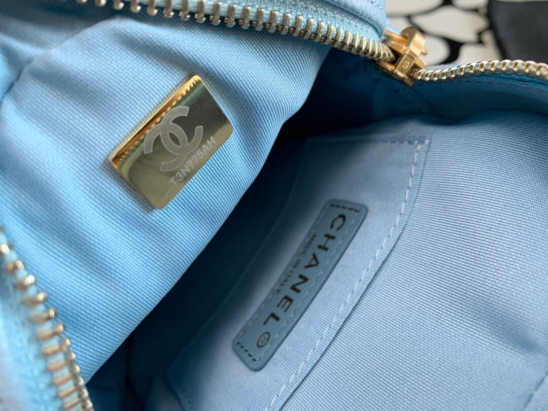 Chanel Caviar Calfskin Pearl Crush Gold Ball Phone Clutch With Chain 99098