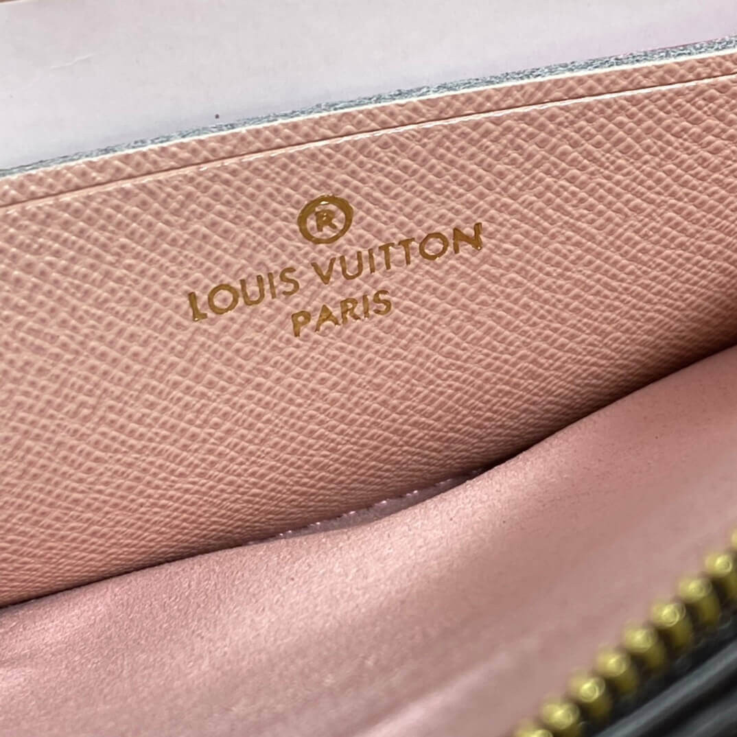 Louis Vuitton Double Zip Pochette M69744