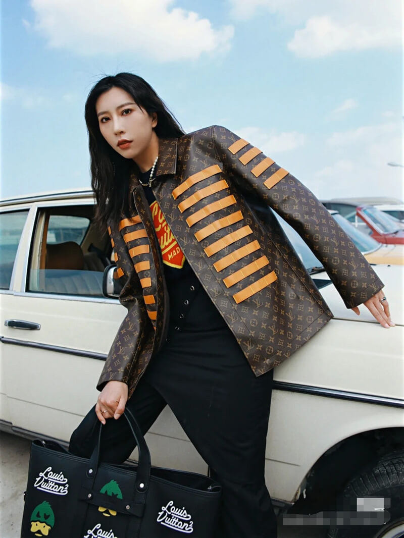 Louis Vuitton x Nigo Tote Journey M59373 Black