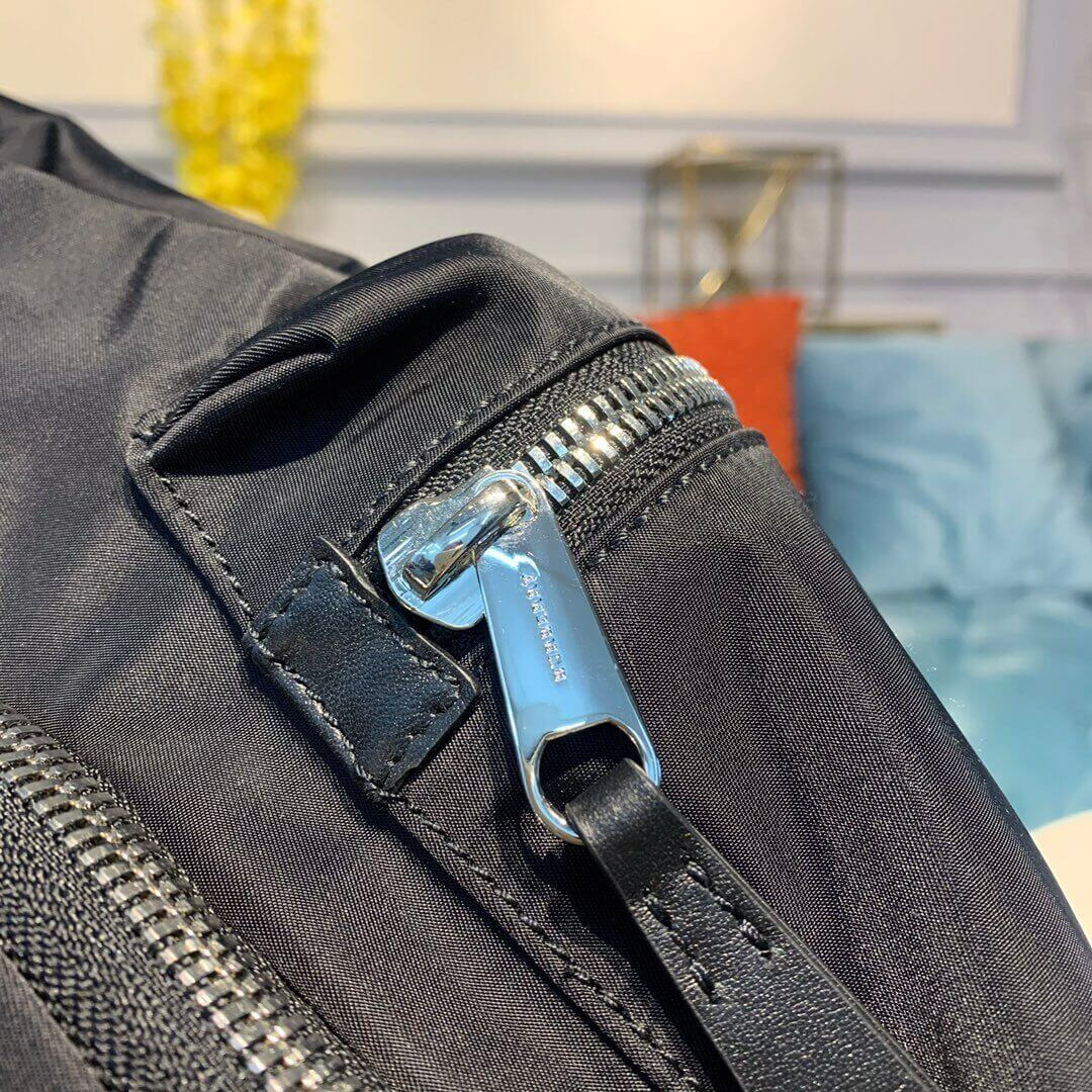 Burberry The Medium Rucksack in Logo Print Nylon 80116171