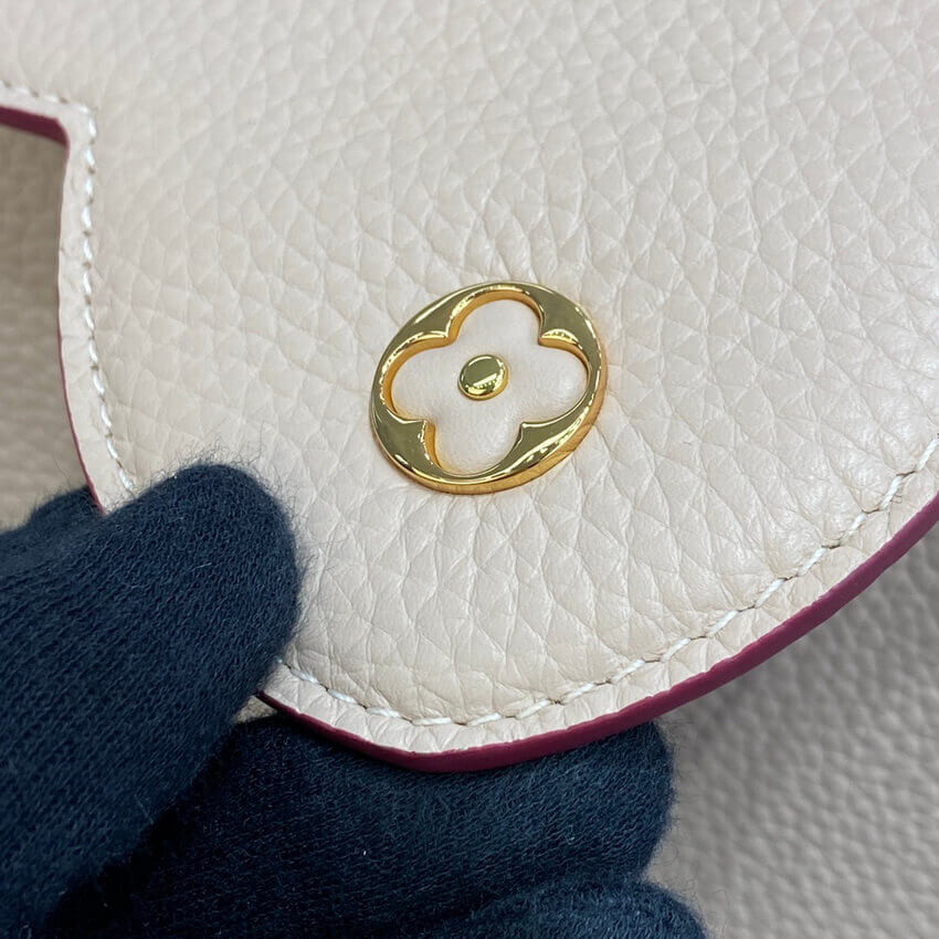 Louis Vuitton Capucines MM M58610 Eggshell/Lie de Vin Red