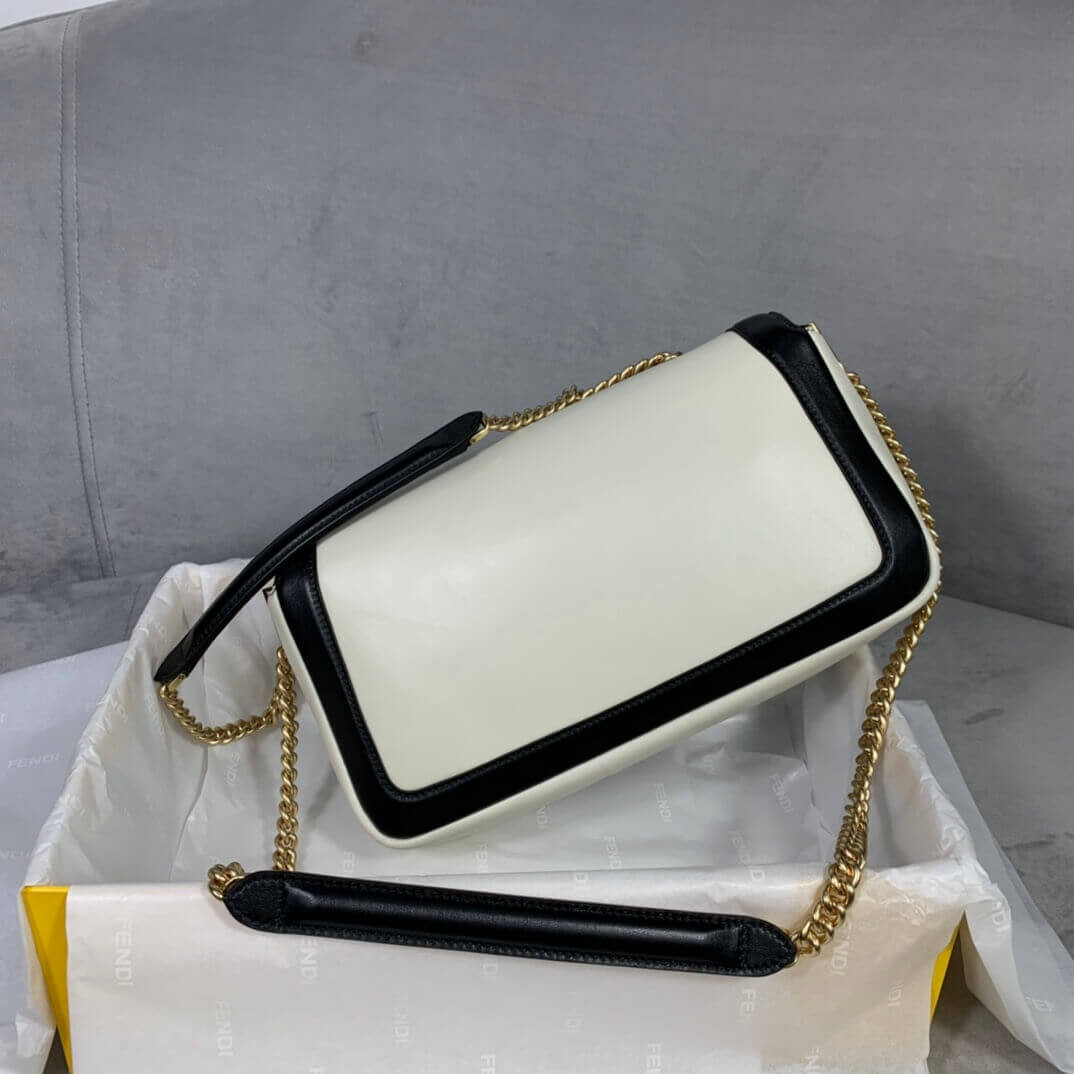 Fendi Baguette Chain Bag In Nappa Leather 8BR783