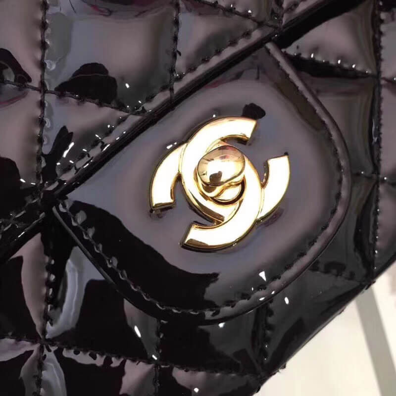 Chanel Pantent Leather Classic Flap Bag A01112