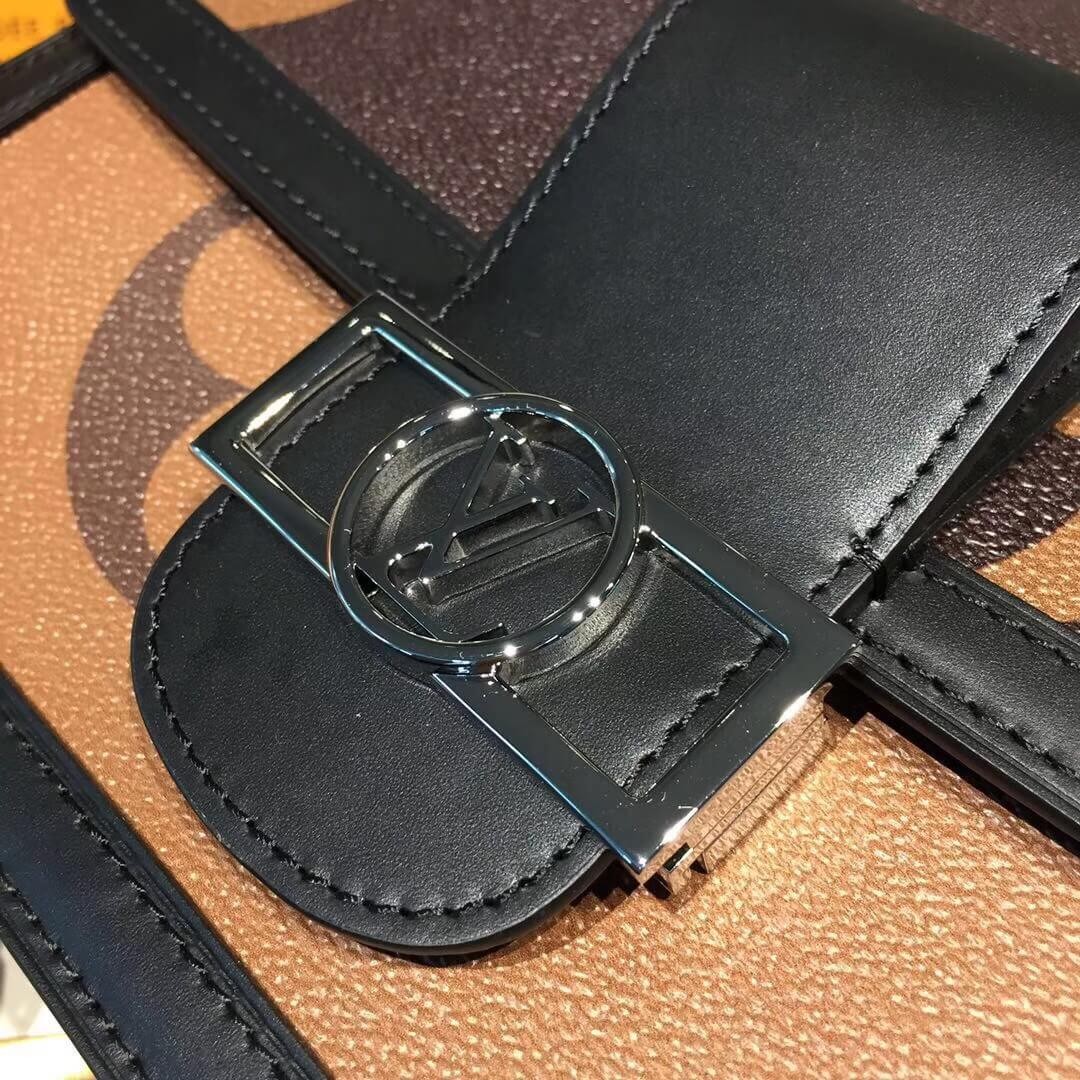 Louis Vuitton Dauphine MM M44599