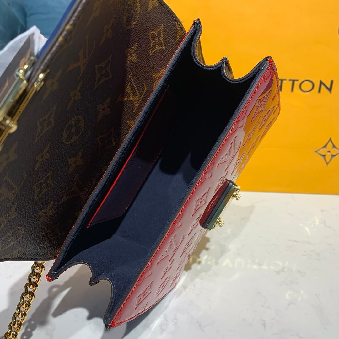 Louis Vuitton Monogram Vernis LV Wynwood M90445