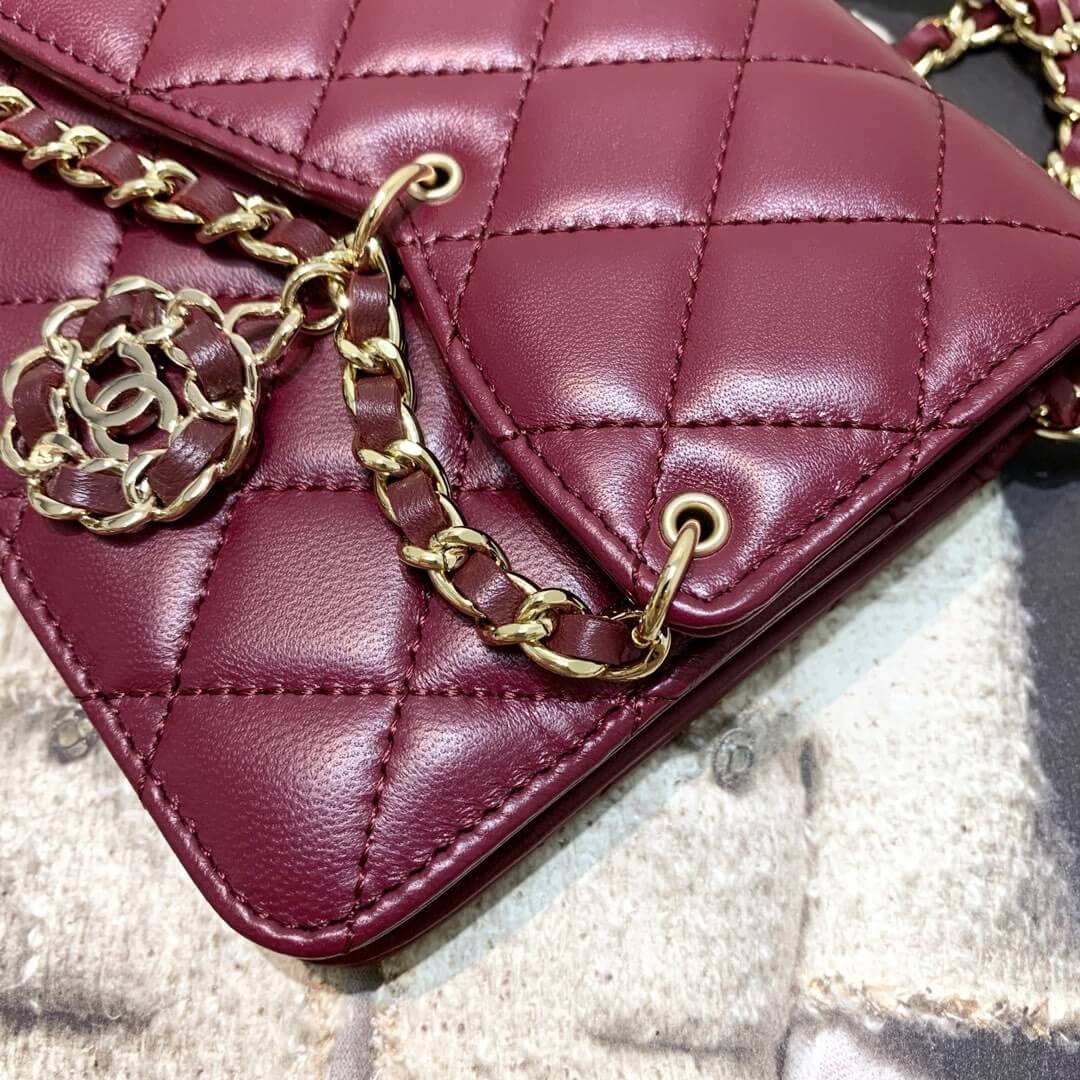 Chanel WOC Chain Flap Bag 86066