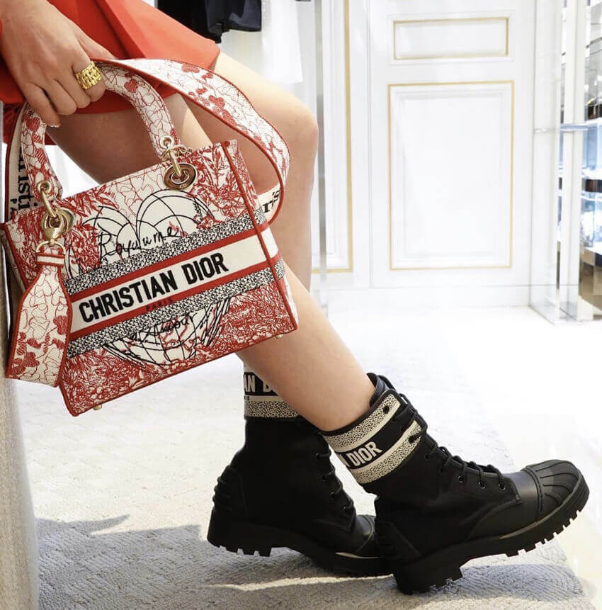 Christian Dior Medium Lady D-Lite Bag Red and White D-Royaume d'Amour Embroidery M0565