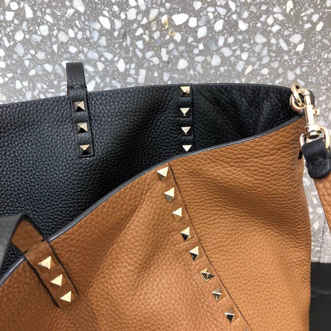 Valentino Garavani Medium Double Rockstud Reversible Tote Bag 0067J Black/Brown