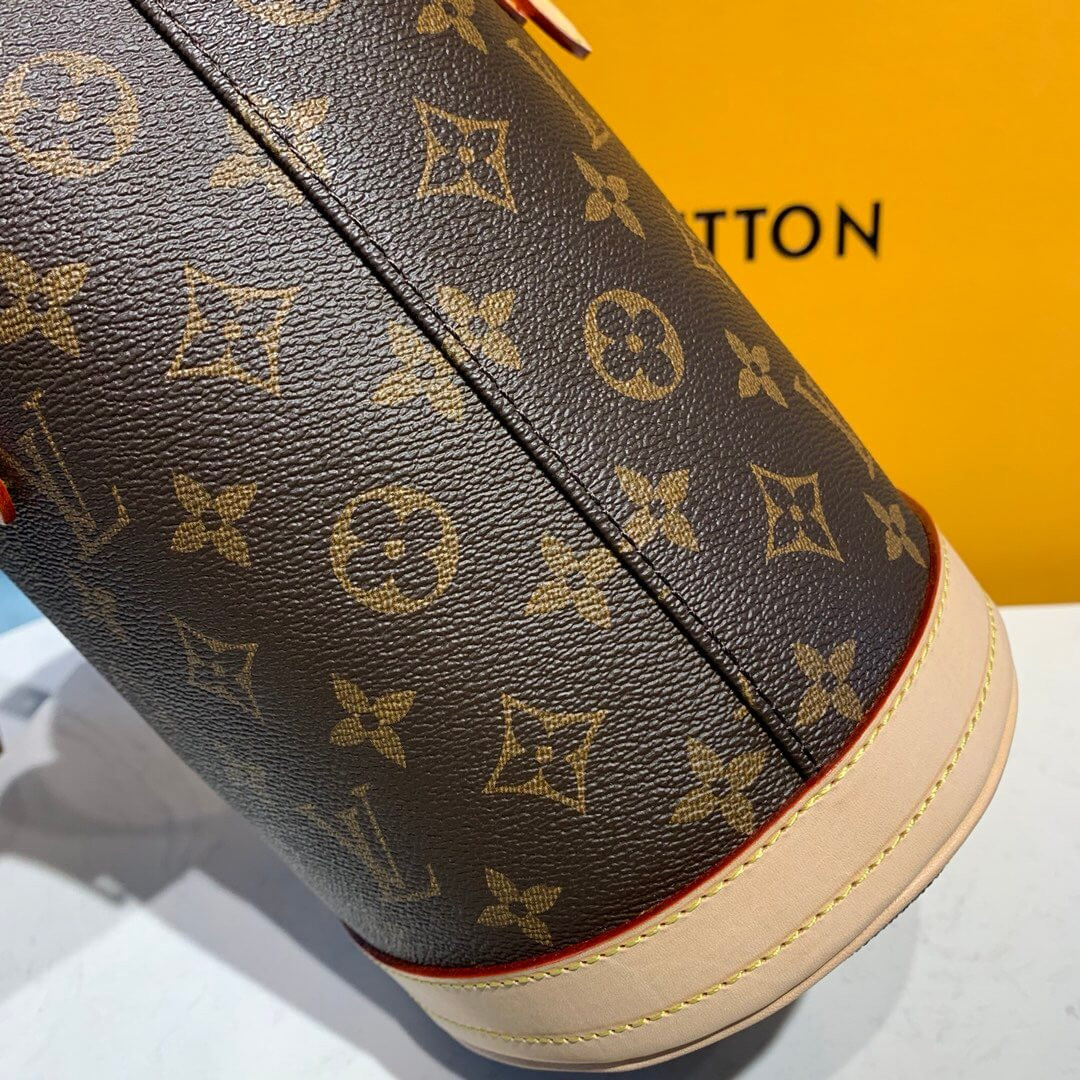 Louis Vuitton Monogram Petit Bucket M42238