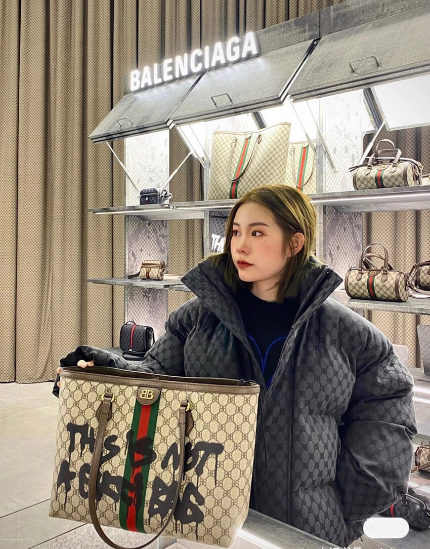 Balenciaga x Gucci Hacker Graffiti Medium Tote Bag 680125
